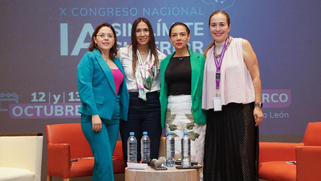 Centro de Evolución Digital participa en panel 