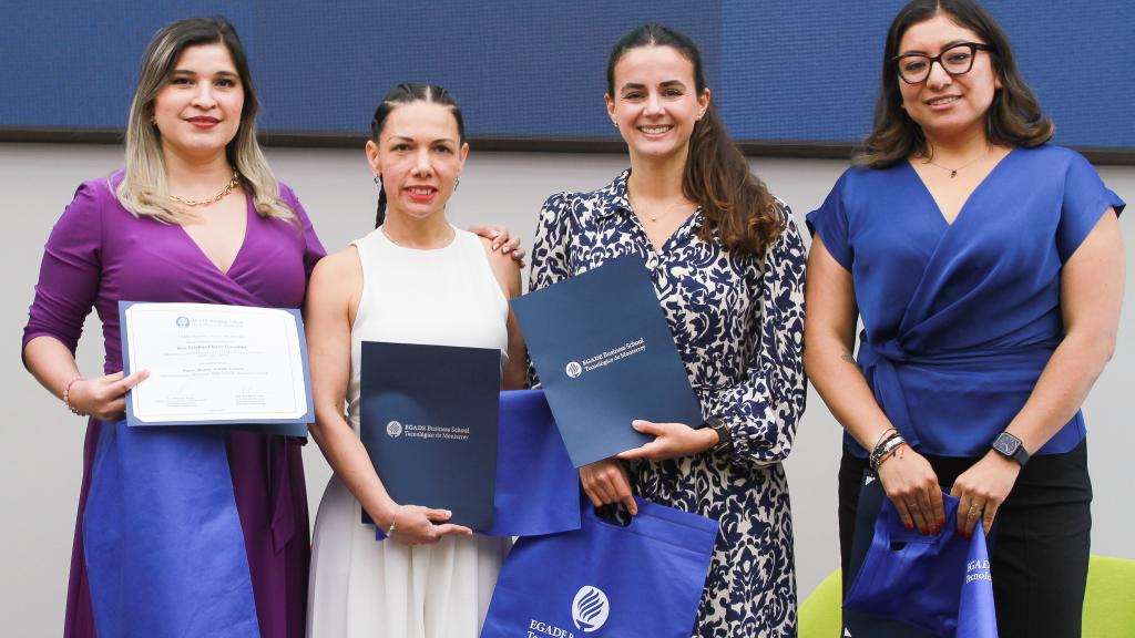 Mujeres en la Ciencia de Datos: Perspectivas y Desafíos, en el 